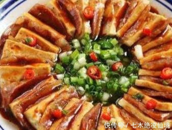 腊肠蒸豆腐|多给家人吃的营养菜,又嫩又滑,营养丰富,益智健脑增强免疫力