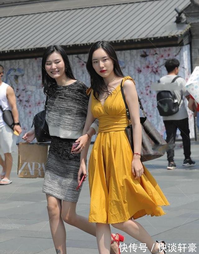 高跟 时尚明黄色A字连衣裙+精美高跟鞋,可爱青春性感十足,很是高级