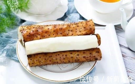 炖鸡汤时，先焯水还是直接炖教你正确方法，鸡汤鲜美好喝还不腥