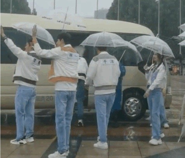 林一|《跑男》黃河篇開錄，節目新增兩位人氣藝人，蔡徐坤讓粉絲意難平