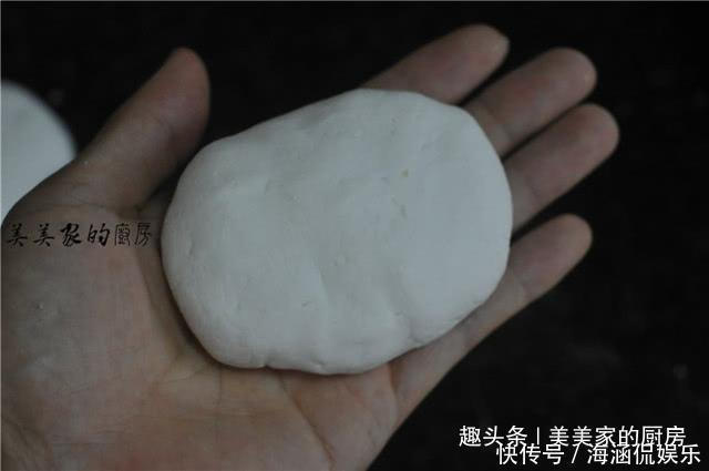 肉包子|此“地摊小吃”火了!2块钱一个,香糯开胃比肉包子还好吃!