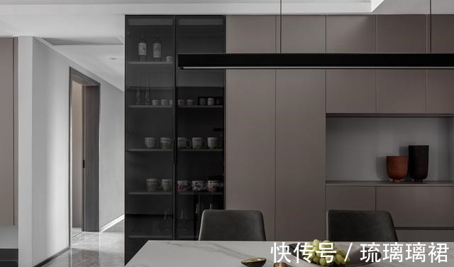 吊顶|哇哦!他家的装修真不赖,全屋设计简洁又大气,以后买房就这样装!