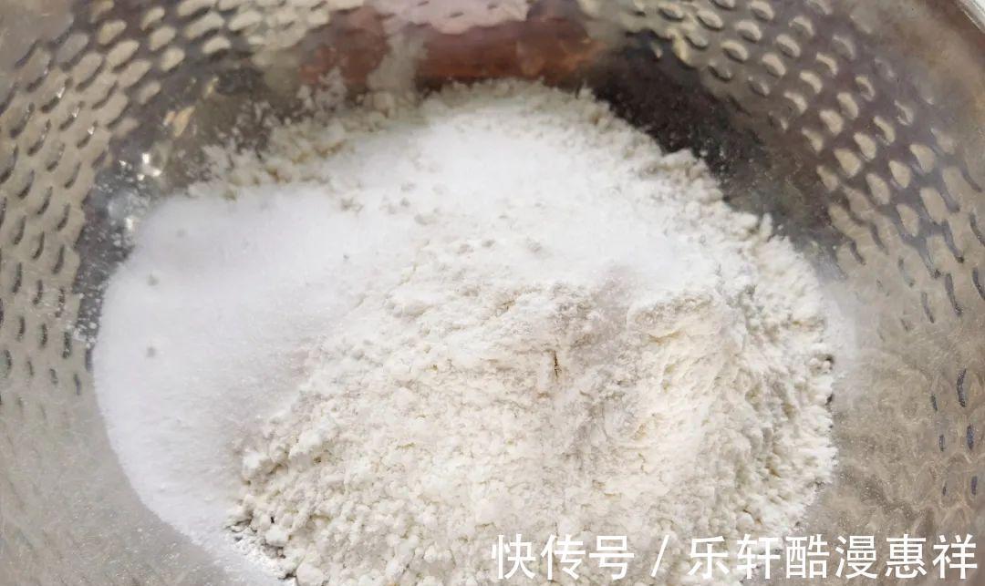 泡打粉|【辅食记】酥到掉渣的咸口儿点心,回味无穷,孩子怎么吃都不腻
