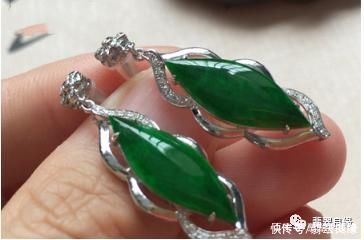 如何根据不同的脸型选择翡翠饰品