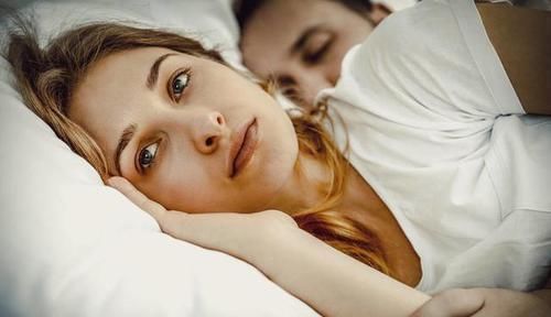 开水|失眠遇到'死对头'，开水里撒1把，焦虑抑郁都走开，失眠不药而愈