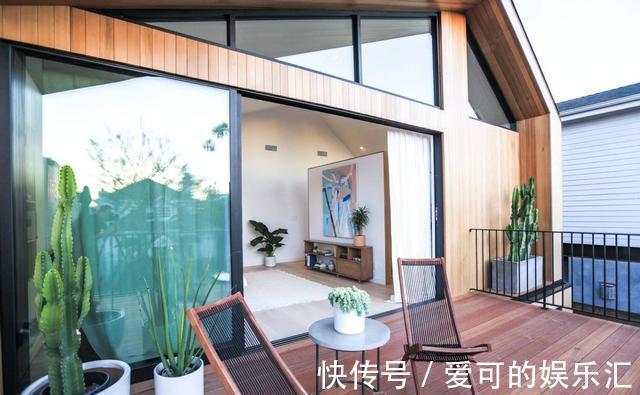 别墅|这就是别墅的优势,门前20㎡院子,二楼又是大露台,被太多人羡慕