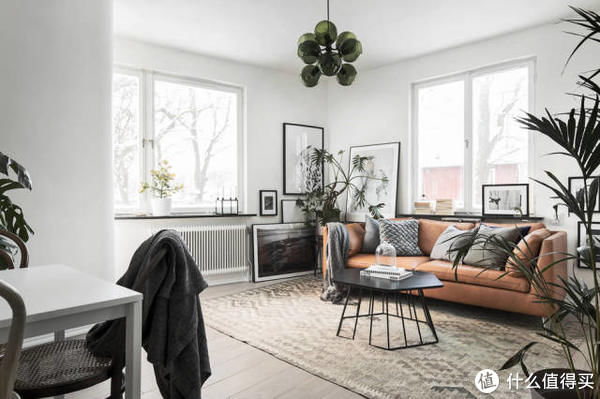 搭配|想要增加家的高级感，可以试试这几种「框画」搭配的小技巧