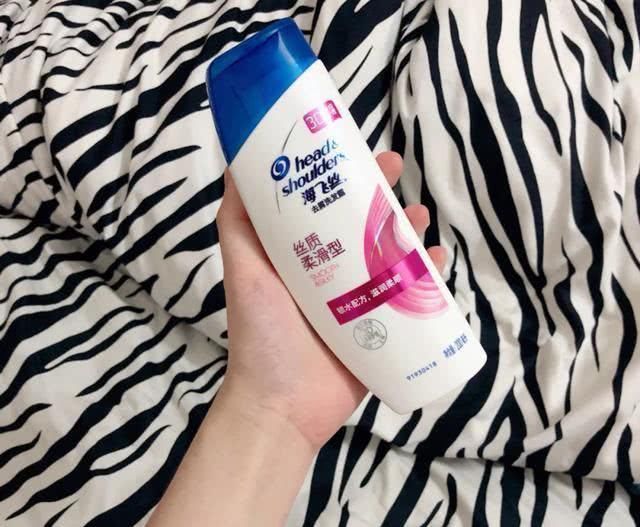 洗发水|早被加入“黑名单”的洗发水海飞丝越洗头屑越多,阿道夫很痒