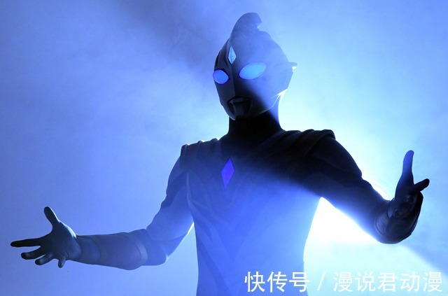 德拉戈|特利迦剧场版新剧照,五人小队集结,奥特红厨互换对手