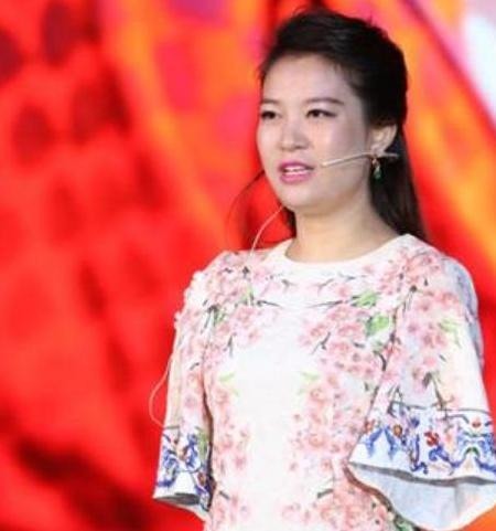 无臂女孩|非诚勿扰无臂女孩,台上与小伙牵手成功台下却被甩,如今怎样了?