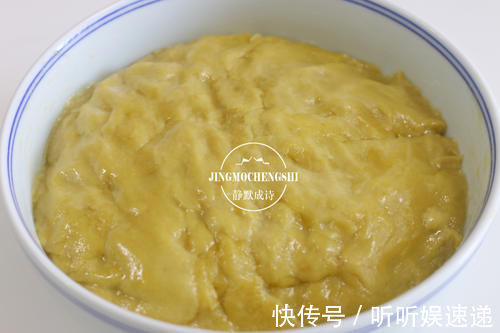 家乡美食黄米面油炸糕,每年过年前都炸一大盆,外酥里嫩吃不够