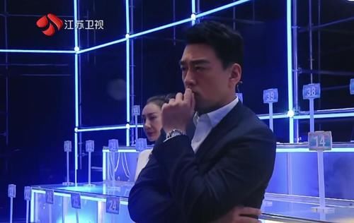 王耀庆用“三个字母”扯下《大脑8》的遮羞布，教授和选手真尴尬