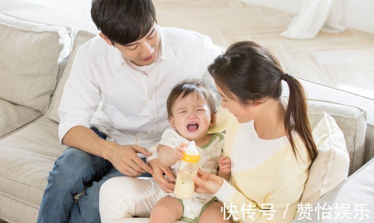 尿布|宝宝为何夜晚会啼哭?父母早了解清楚原因,宝宝少受罪妈妈少担心