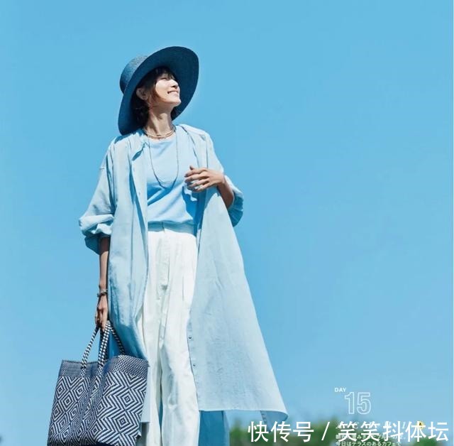 温柔感 今夏流行“温柔风”,跟着日本太太学穿搭,淡雅色系,尽显温柔!