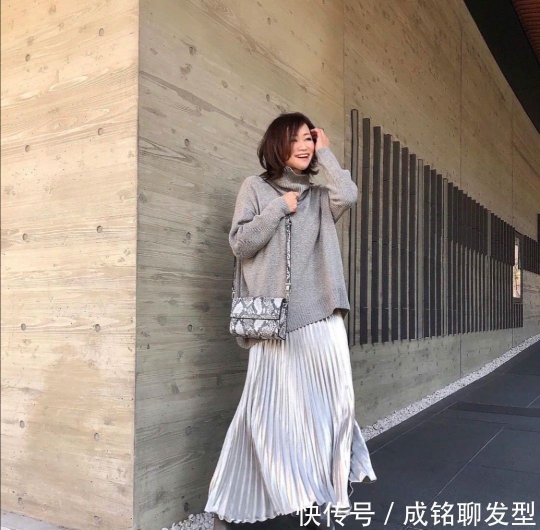 运动鞋|最适合50岁女人的单品,用好“二鞋二裤一裙”,时髦减龄又高级
