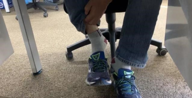 空调鞋 小米推「空调鞋」!不到百元硬刚Yeezy,穿上降10℃比拖鞋还透气