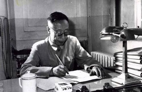 书法作品#看了朱元璋的书法,再看溥仪的书法,高下立现