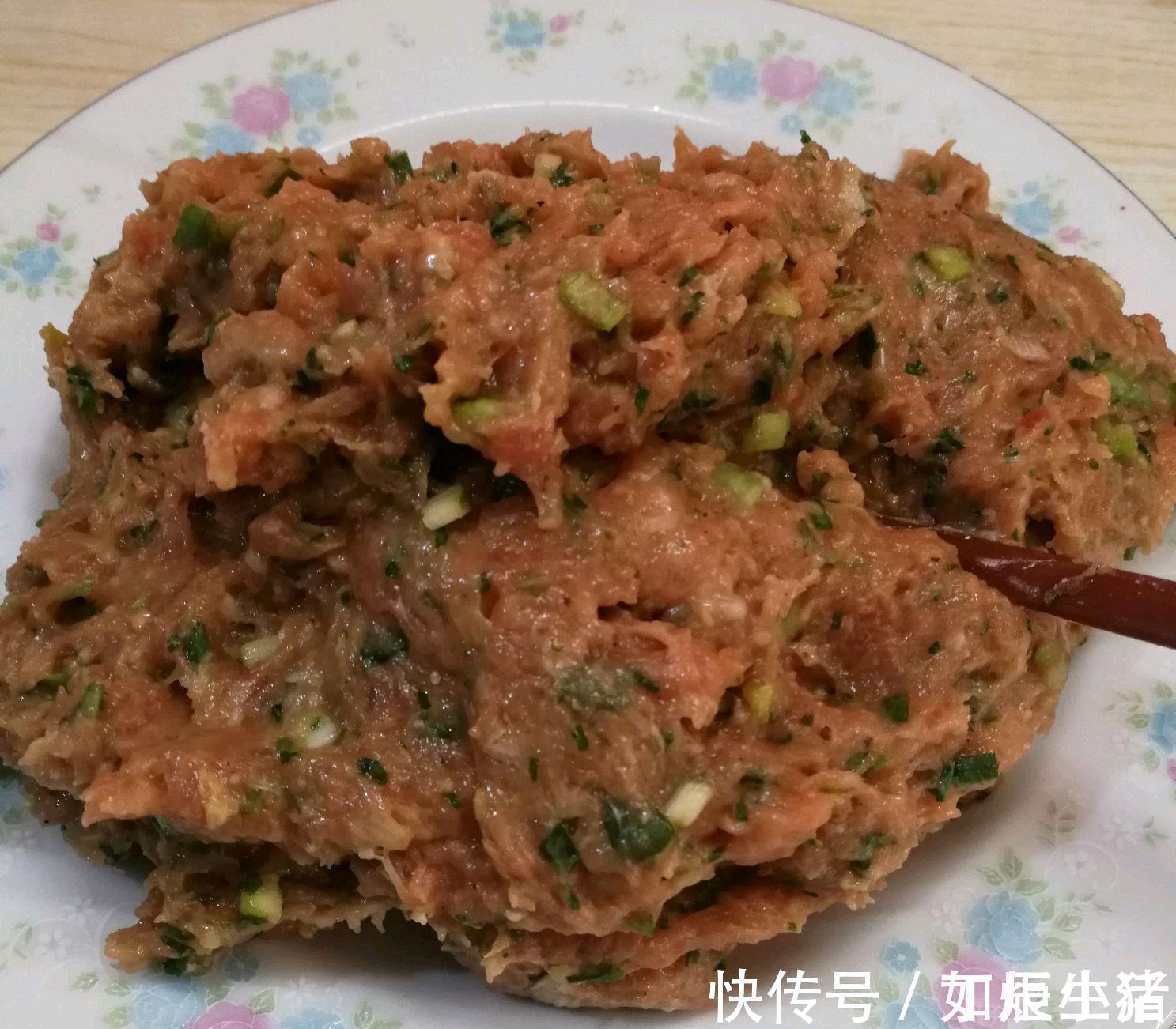 想吃小馄饨不用买,记住一个配方比例,香嫩抱团入口即化,零失败