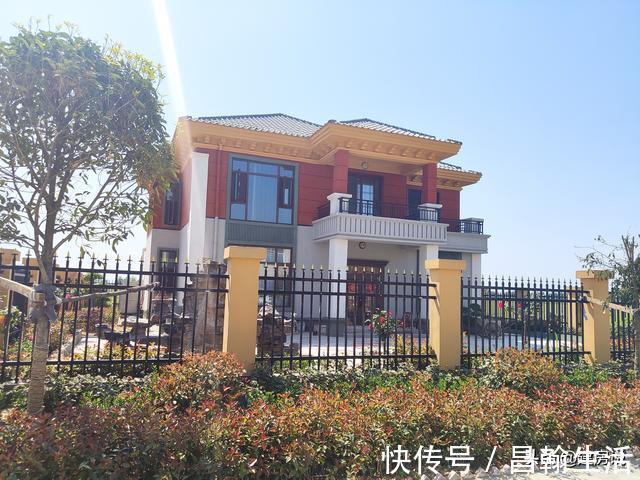 实景图|喜报喜报,刚刚完工的别墅实景图来啦,老板都给施工队加薪水
