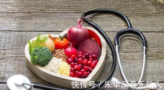 高血压患者|降低高血压并发症发生率，高血压患者要坚持做好3件事