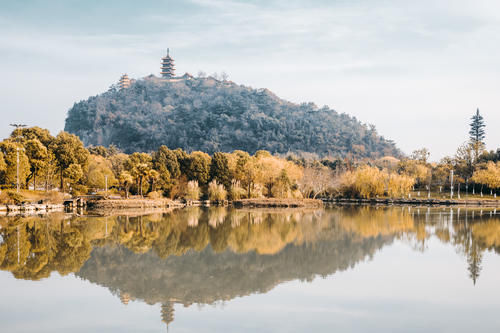 江苏有处知名景点，风景秀美但名字粗犷，游客：其实是个小土坡