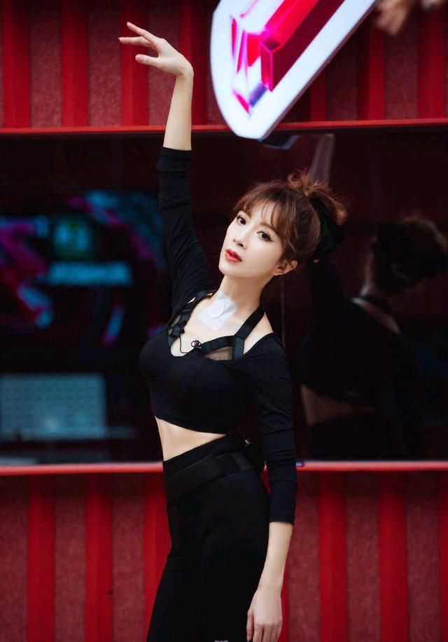 宣璐被淘汰，粉丝喊话想投票复活她，观众：戏里戏外都是意难平