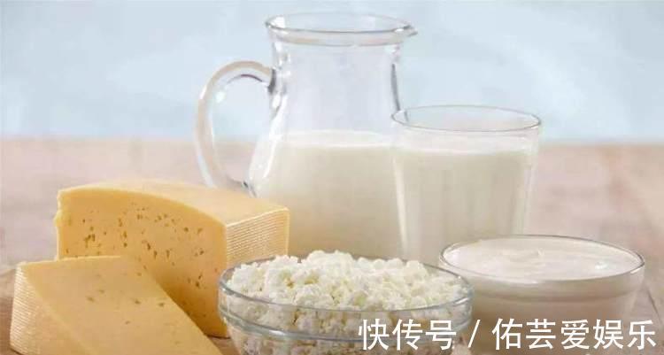 哺乳期|喝牛奶、吃钙片可以补钙非也,坚持做好三件事,补钙更高效