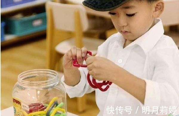 父子俩|3岁孩子每天玩玩具车,导致眼睛几乎失明,这类玩具家长别再买了