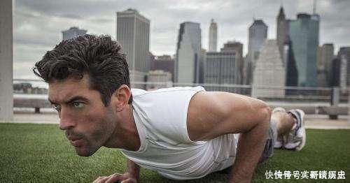 一段时间|男人若坚持做俯卧撑运动,一段时间后这4个变化让人爱不释手