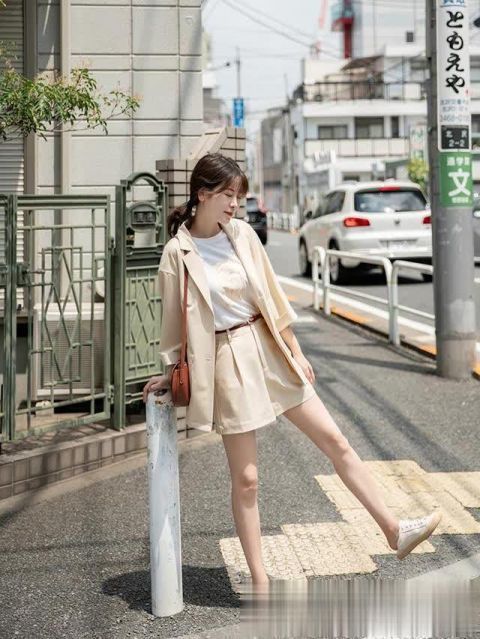 正式感|可甜可酷还超有范儿的西装短裤套装,时髦中带着一点小正式