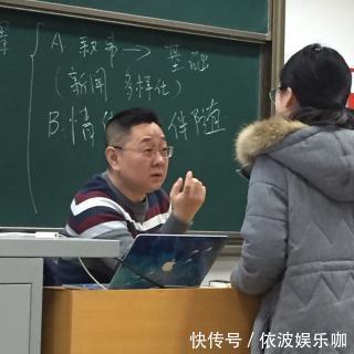 從央視名嘴，到網絡節(jié)目“混飯”吃，張紹剛是如何“墮落”的？
