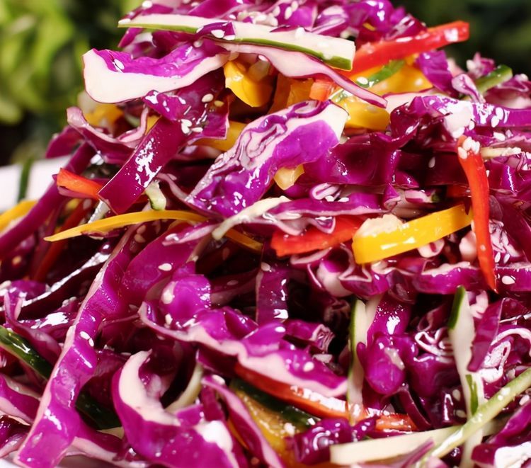 每天可以堅(jiān)持吃3種食物，補(bǔ)充營(yíng)養(yǎng)、滋潤(rùn)肌膚，早吃早受益！