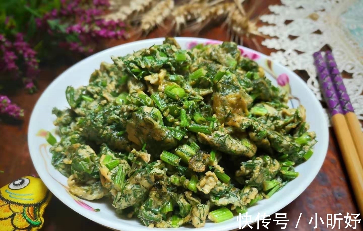 鸡蛋和这是绝配,晚饭炒一盘,隔天排宿便,小腹平坦,皮肤水灵