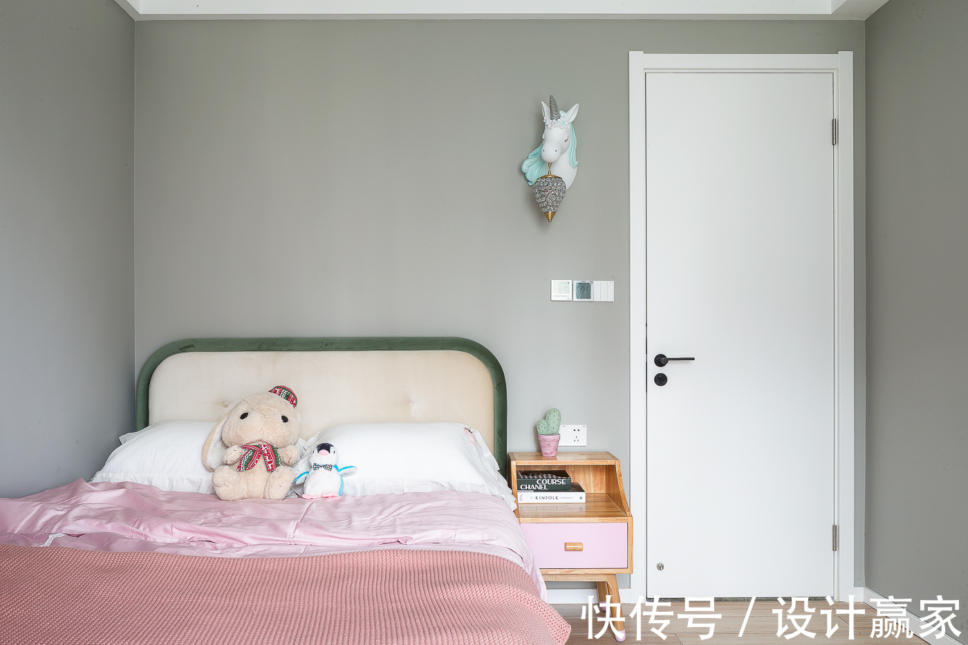 女主人|125㎡简约四居,黑白灰+暖色,一眼就爱上,无以复加