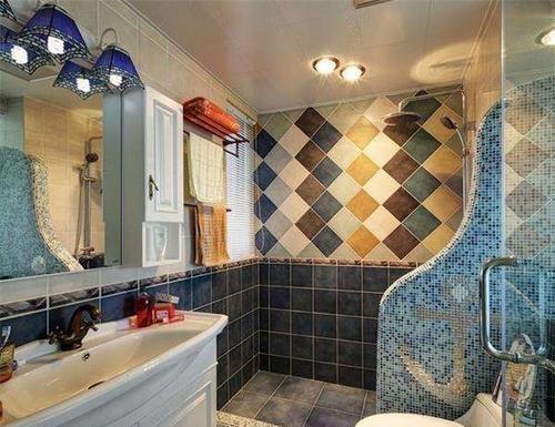 矮墙|小卫生间不要装玻璃淋浴房,头次见这种设计,我就后悔家里装早了