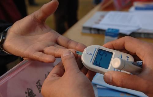 血糖|吃土豆是“升糖”还是“降糖”?医生给出解释,血糖高的人需注意