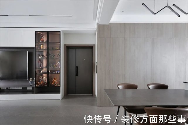 深色|155㎡简约风,承载着三代人的生活,不花哨让家务少一半