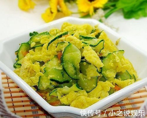 衣服|肚子上有赘肉，穿衣服不好看！鸡蛋配一物，赘肉没了，腿也细了