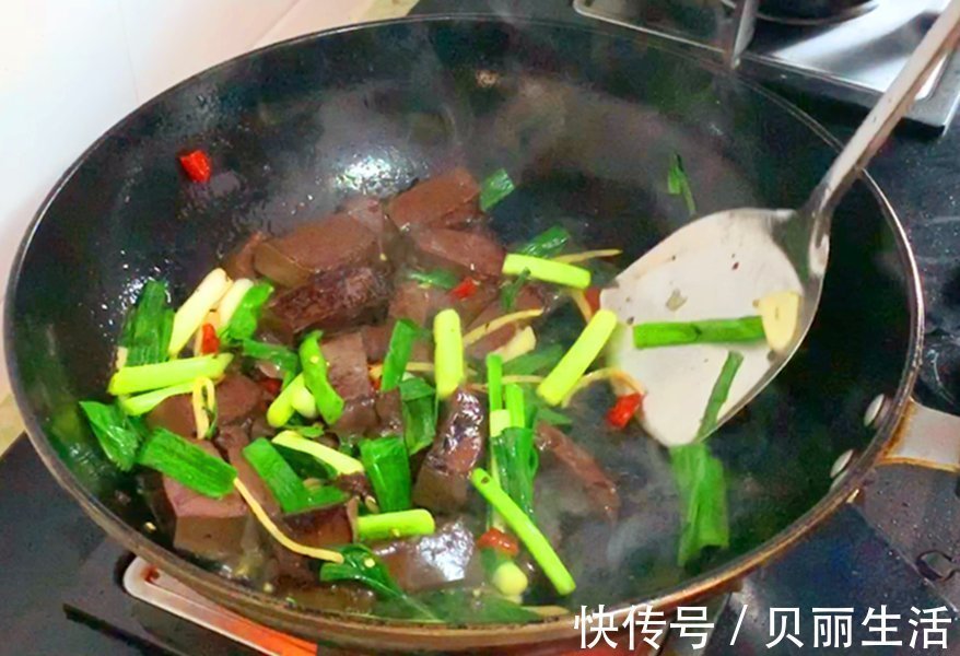 鱼肉|天冷了，吃鸡鸭鱼肉不如它，3块钱1斤，隔三差五吃，营养又补钙