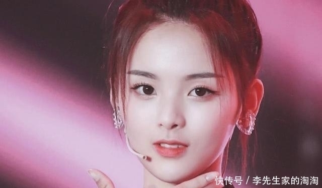 漂亮|元气少女杨超越绝对的漫画脸,非常的漂亮可爱