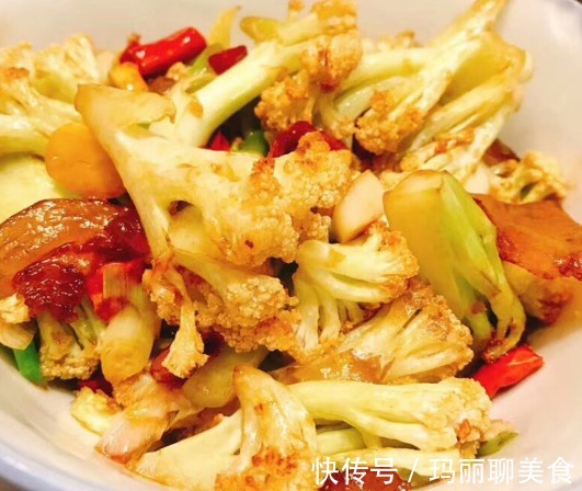 炒花菜|炒花菜，先焯水还是直接下锅大厨教你正确方法，花菜香脆又入味