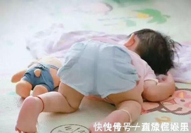 奇葩|熊孩子“奇葩”睡姿集锦,第6个真的笑的我肚子疼!