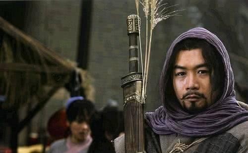 鲁智深#水浒传中,此好汉能战平林冲、鲁智深,打方腊时却一招没出就死了