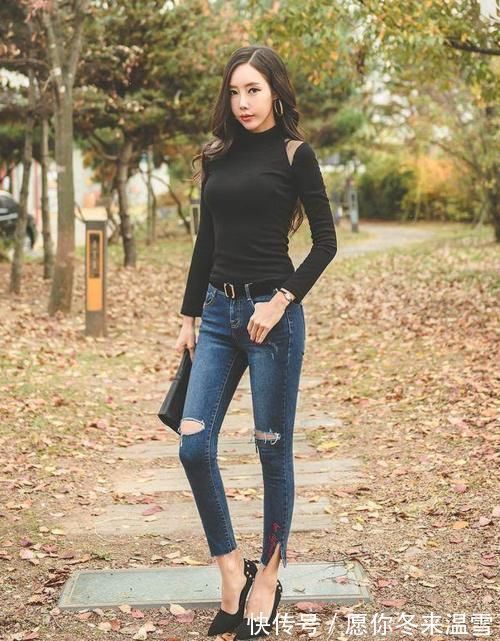 时尚 女神搭配:腰很细的牛仔裤美女,身材颜值俱佳,彰显女人味!