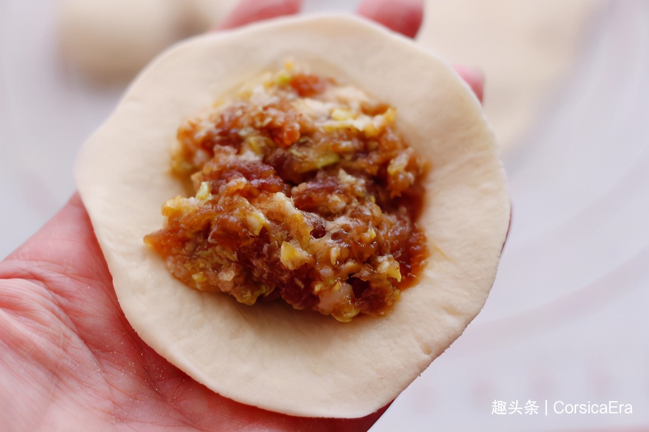 调肉馅,记住两放两不放,肉馅调好又嫩又香,包饺子好吃极了