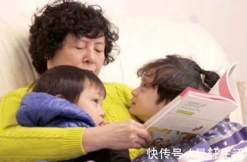 长辈|老人带娃的“三条规则”，获得专家肯定，隔代教育并不差