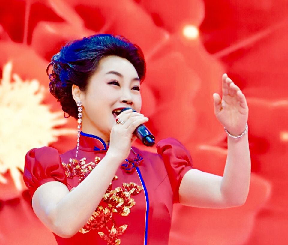 刘晓江首唱两首主旋律歌曲在威海录制完成