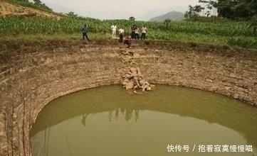  大人物|这个水塘里的水一直抽不完，考古专家连夜赶来：水下葬着个大人物