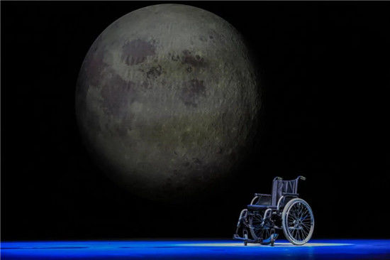  终点将抵达你的真心！|林兆华执导话剧《爸爸的马拉松》| 林兆华