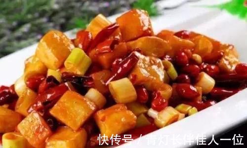 黄瓜|看似简单的家常菜，味道却相当美妙！越吃越香，瞬间饭菜都吃光！